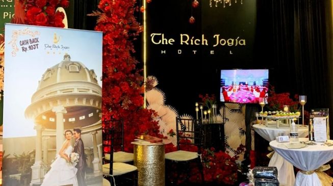 The Rich Jogja Hotel Ajak Warga DIY 'Marry Me'