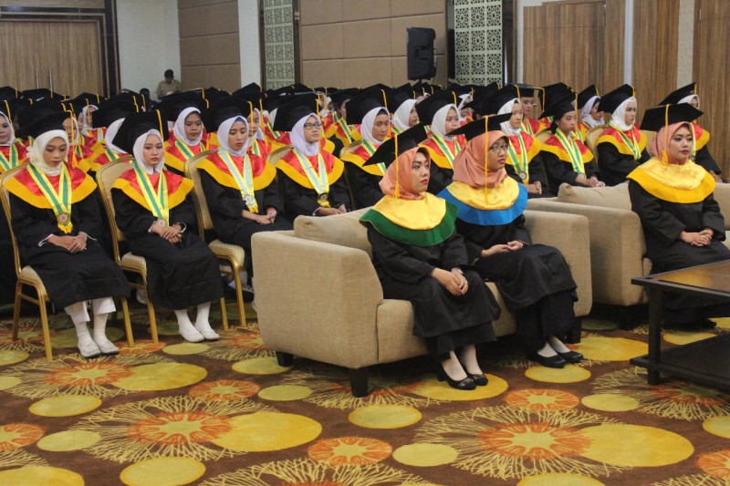 SMK Kesehatan Binatama Yogyakarta Wisuda 83 Siswa