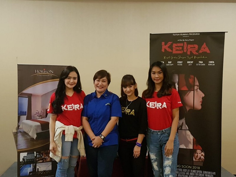 Cast Film “KEIRA” Gelar Pess Conference Di Horison Urip Sumoharjo