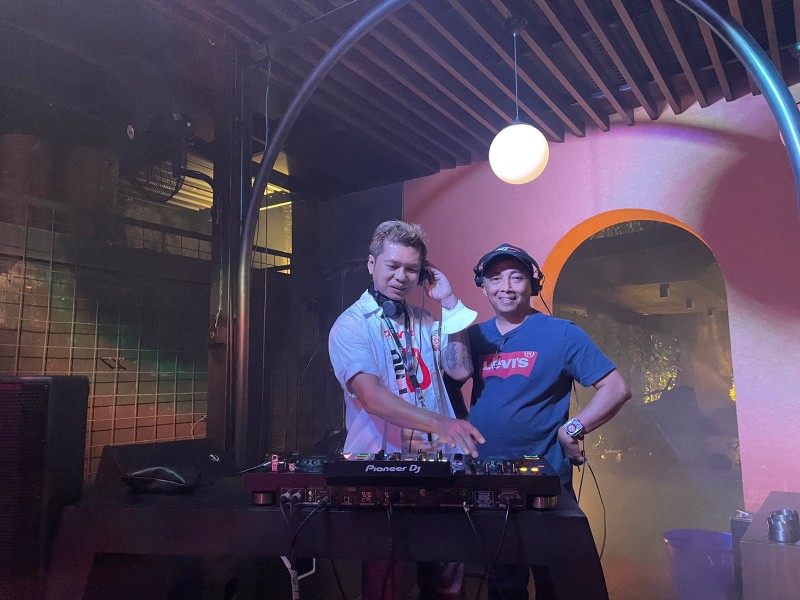 BARLEY & BARREL Memanggil Para Pecinta Disko Klasik Di Jogja