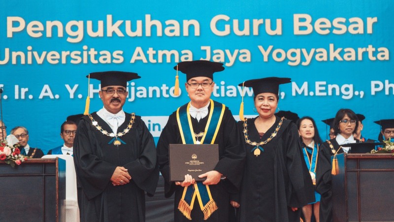 Guru Besar UAJY Kembangkan Ide Corporate Entrepreneurship sebagai Pendukung Keberhasilan Bisnis Kontraktor