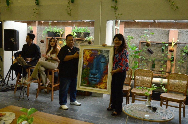 Greenhost Boutique Hotel Berkolaborasi dengan Alur dan Xander Bach Gelar Pameran Lukisan Bertema “Indonesia Bebas Berkarya”