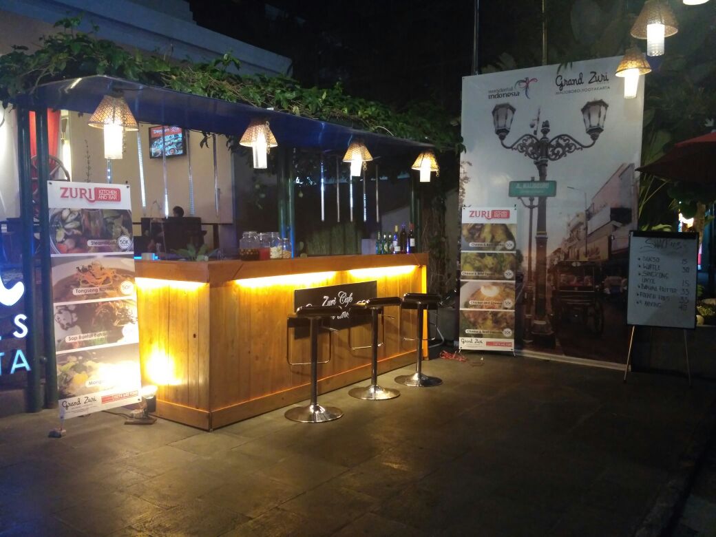 Grand Zuri Malioboro Yogyakarta Menikmati Keindahan di Zuri Kitchen & Bar