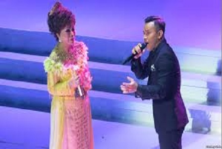 Dendang Ayam Den Lapeh, Warnai Elly Kasim Berkarya