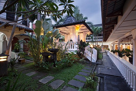 Raintree Boutique Villa & Gallery  Yogyakarta Hadirkan Kegiatan Seni Dan Budaya.
