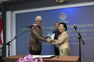 Foto_serah_terima_jabatan_direktur_Rs.Panti_Rapih_.jpeg